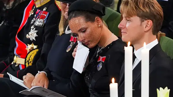 Ciudadanos y figuras políticas en el funeral del Rey Harald V.