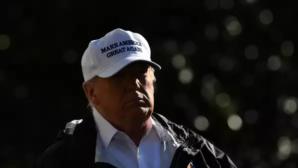 US President Donald Trump departs the White House for Texas