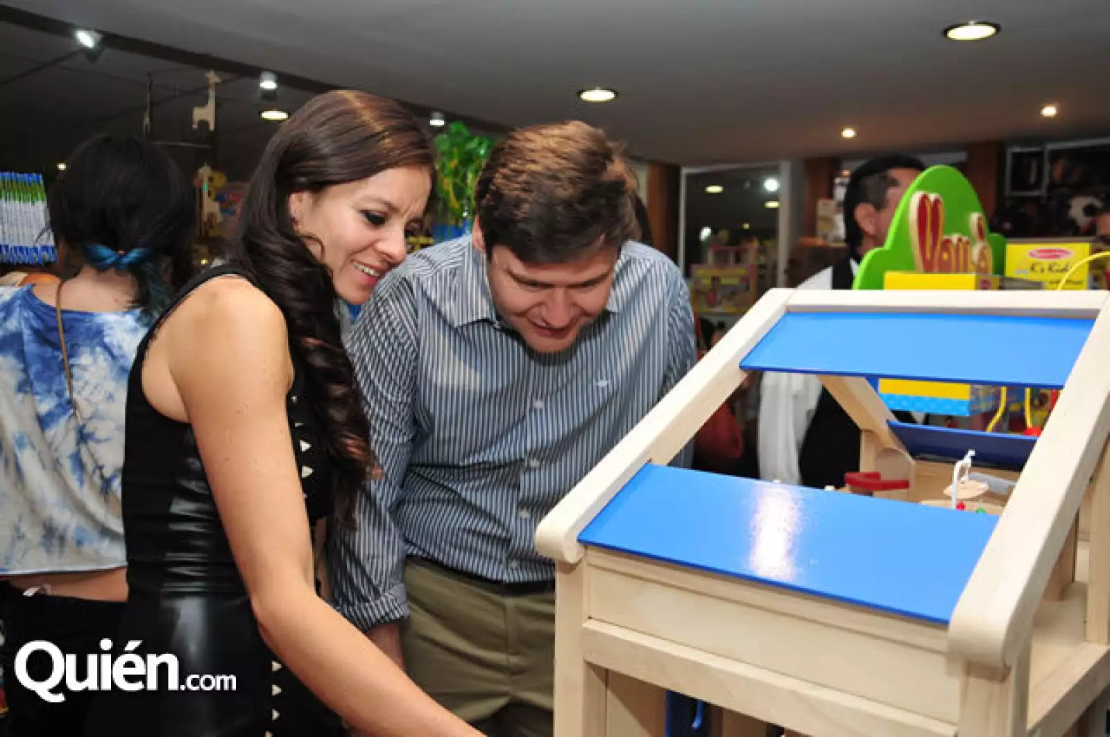 Iris Castillo,Antonio Peña