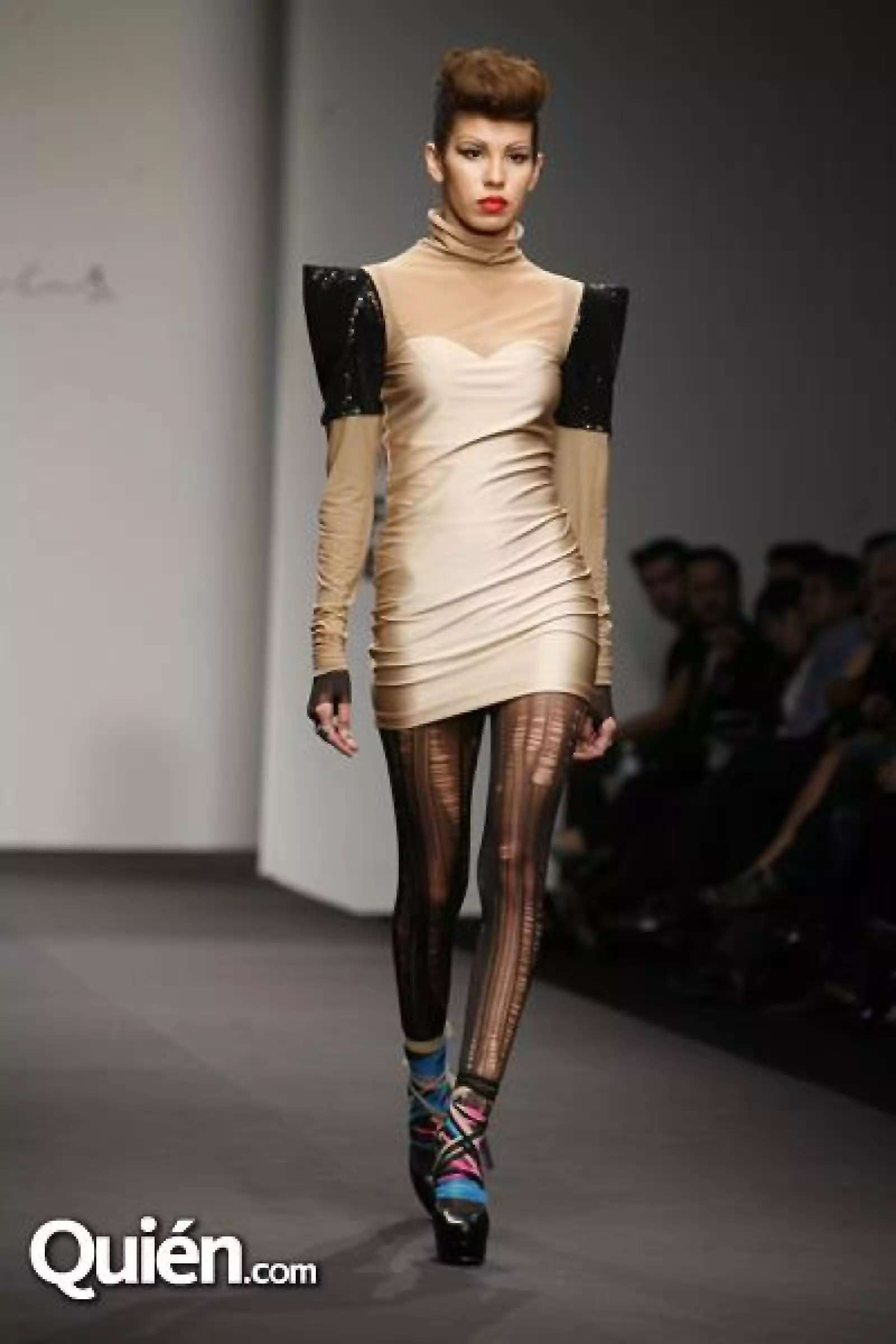 MBDF Pasarela Contempo Busca