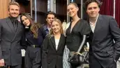 Brooklyn y Nicola con la familia Beckham 