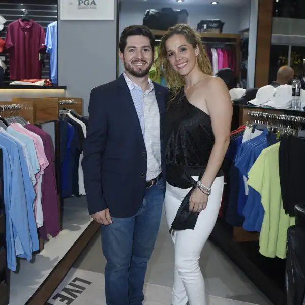 Mauricio Lira y Viridiana Morfin.JPG