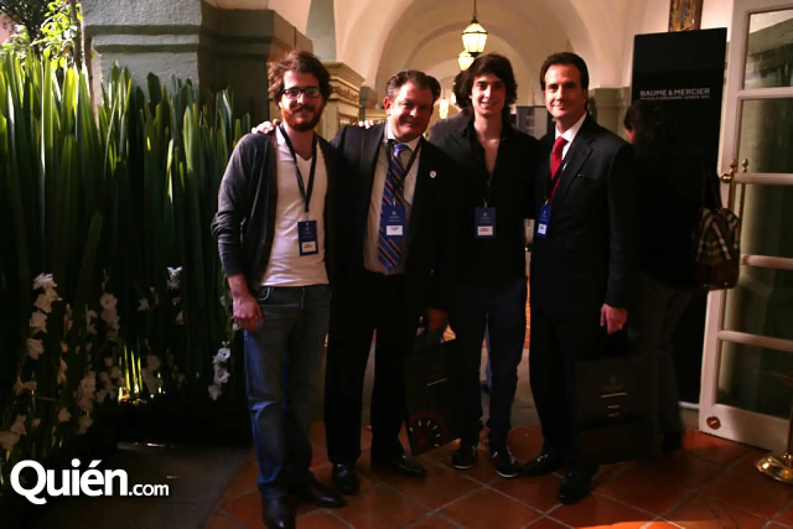 Pablo Mondragón,Billy Steta,Patricio Mondragón,Enrique Mondragón