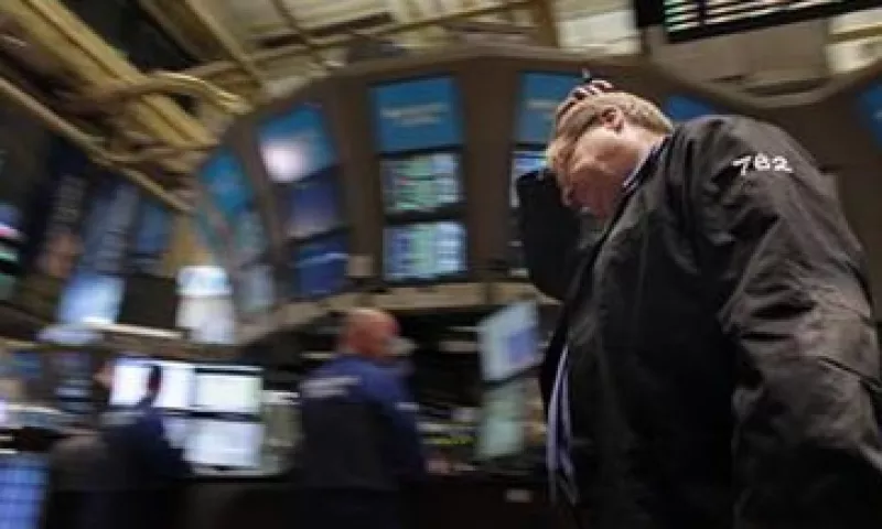 Las acciones no respondieron de manera positiva a la promesa del BCE intervenir en el mercado de bonos. (Foto: Reuters)