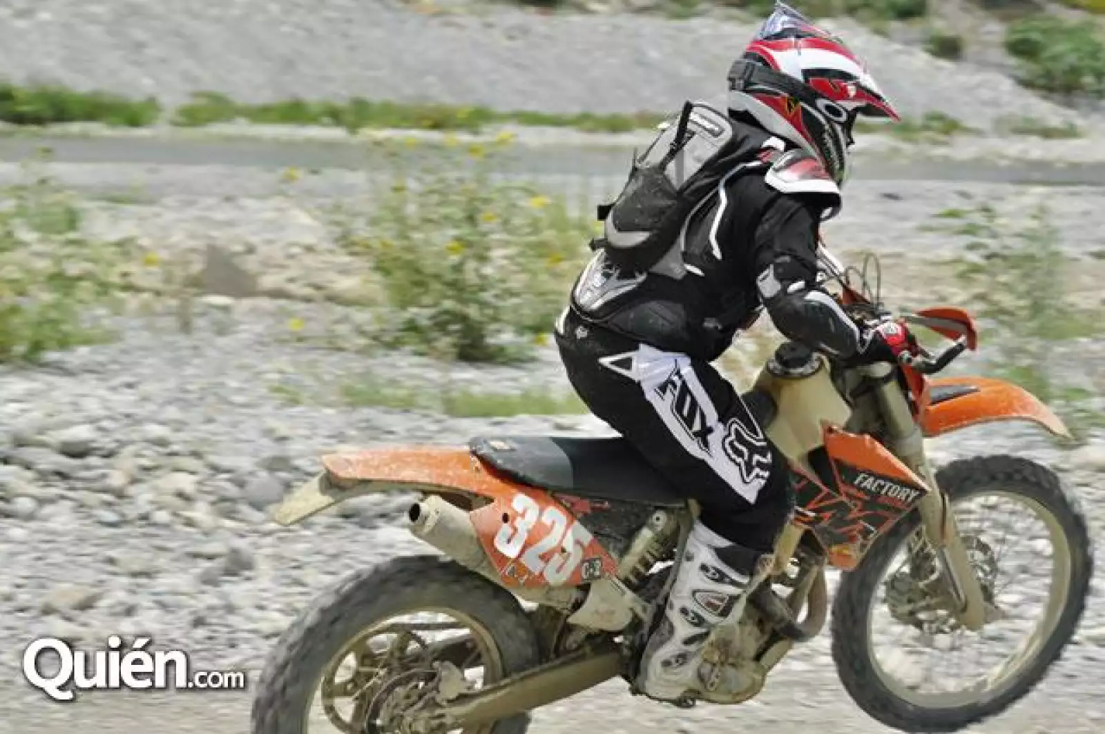 Moto Cross en Río Santa Catarina por Moto 21