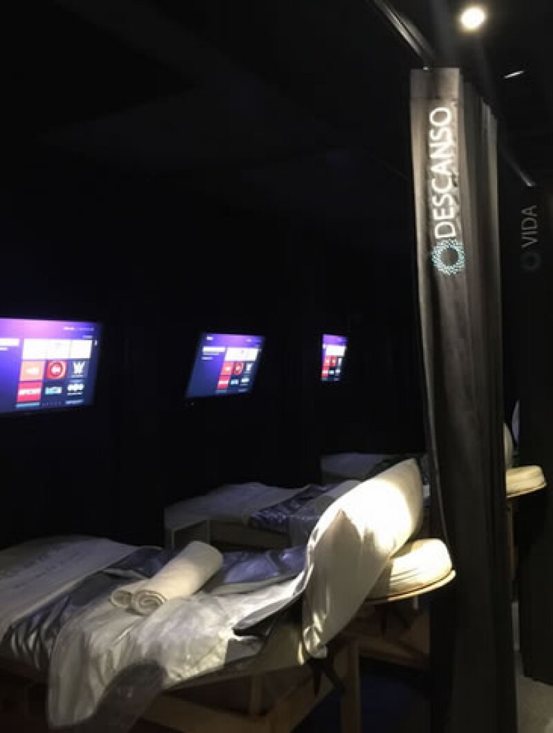 Cabinas individuales de Sundarata Wellness Zone.