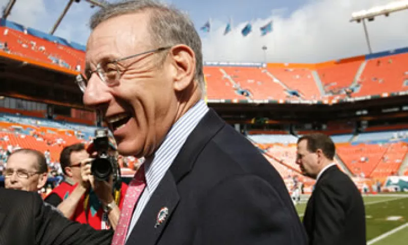 En 2008 y 2009 Ross pagó 1,100 millones de dólares para hacerse con los Dolphins. (Foto: AP)