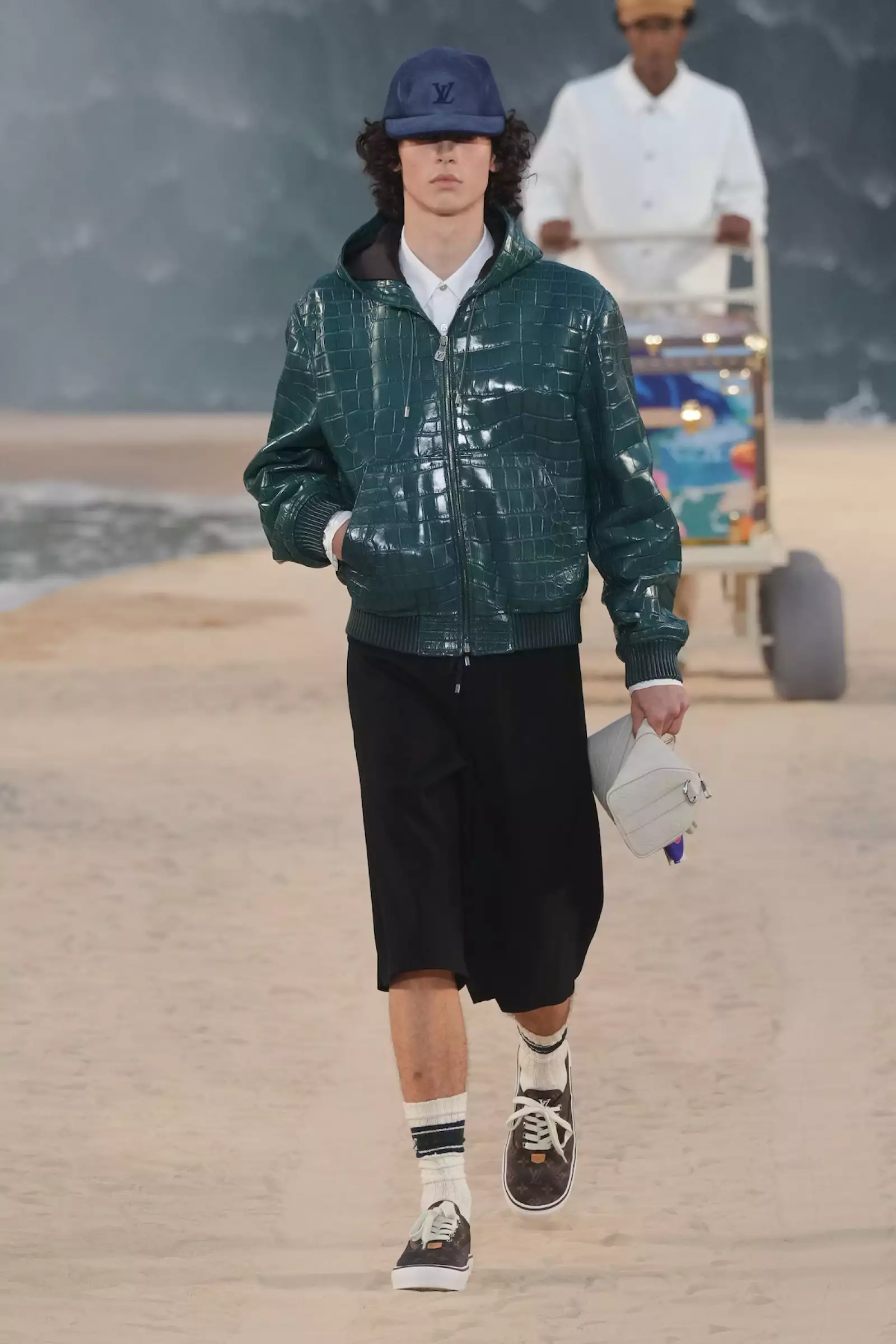 Vuitton m S27 021.jpg