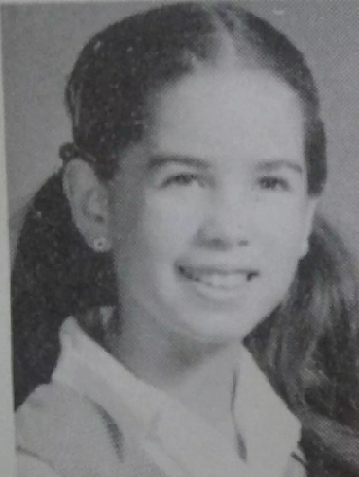 DEL ANUARIO. En esta foto, Paty en quinto año de primaria.