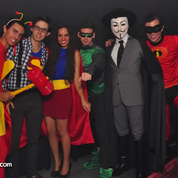 Coco Barba, Héctor Lomelí, Estephy Mijares, César Loya, José González y David Gutiérrez