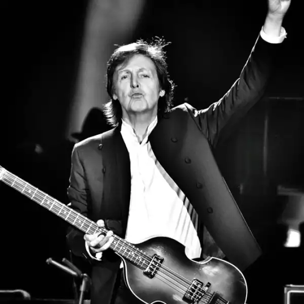 El ex-Beatle sigue dando conciertos y es papá de una de las diseñadoras más innovadoras de la industria.