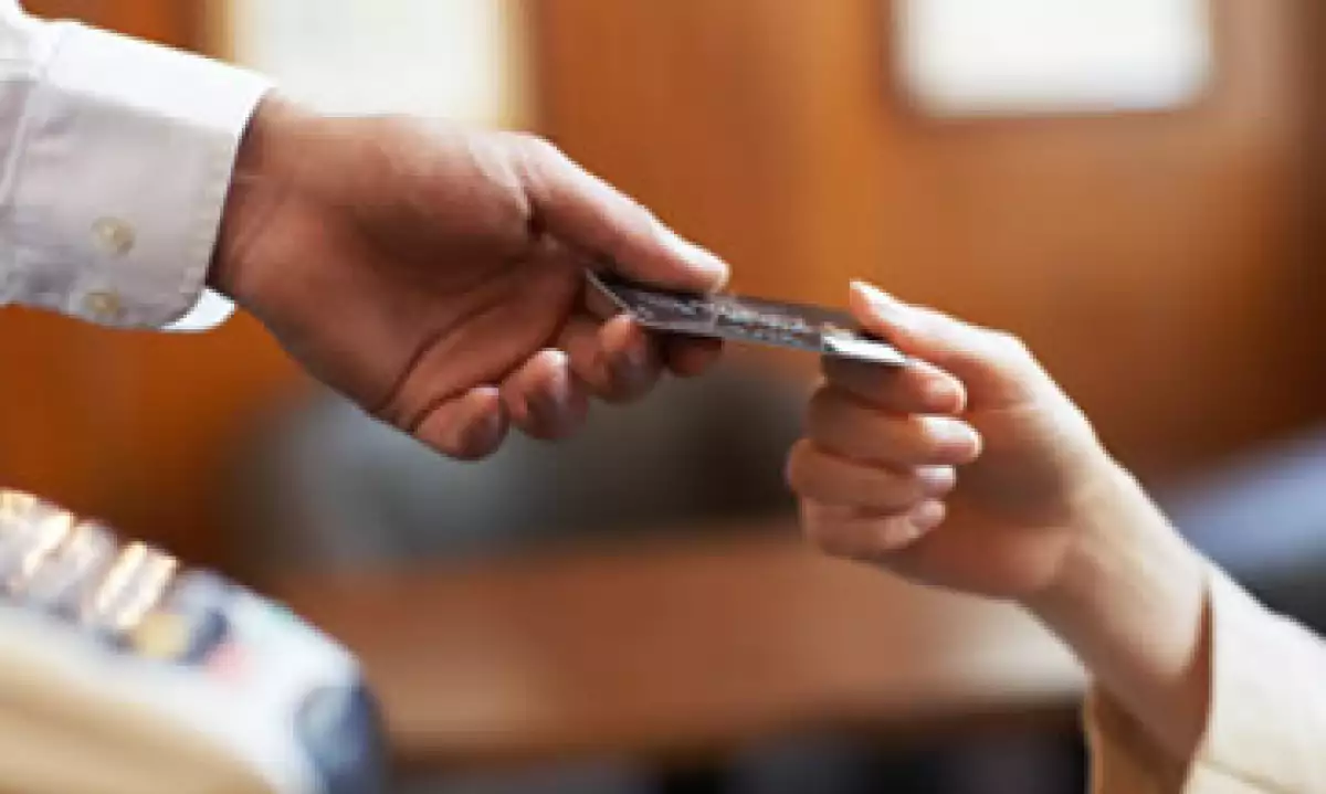 Los productos y servicios tradicionales en México no le son útiles a la mayoría de la población, dice la agencia. (Foto: Thinkstock)