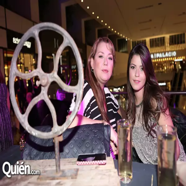 María Teresa del Villar,Karla Rodríguez