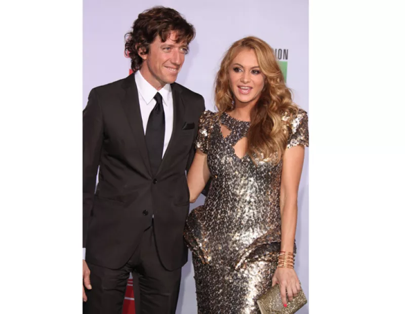 Después de que Nicolás Vallejo habló sobre su separación con la `Chica dorada´ y entabló una demanda de divorcio, la cantante se defiende.