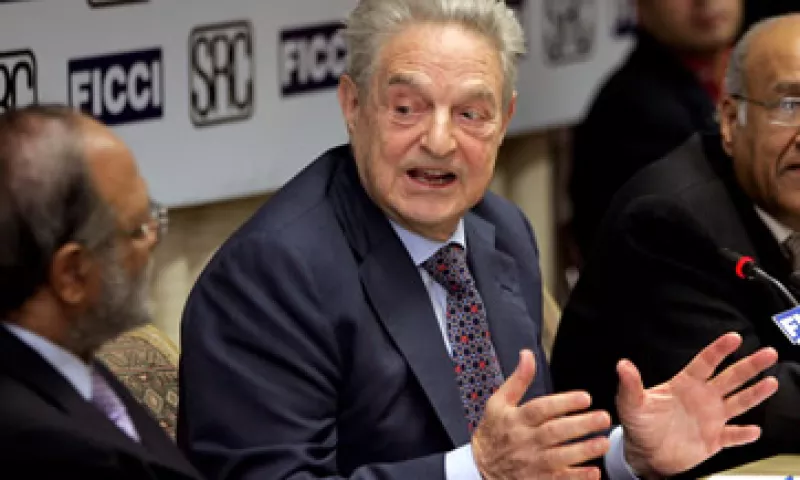George Soros aseguró que el Fondo de Rescate de la zona euro es inadeudado para solucionar la crisis en esa zona. (Foto: AP)