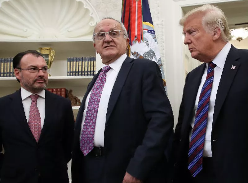 Trump y funcionarios mexicanos