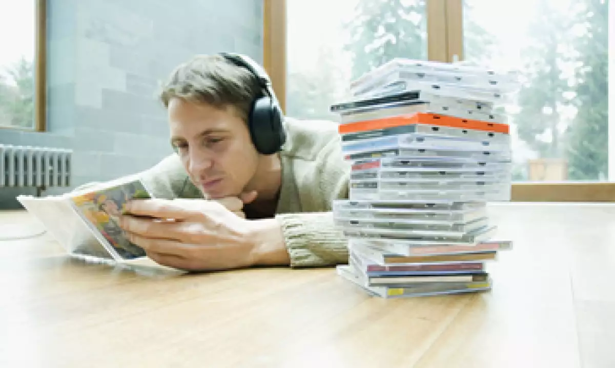 El leve incremento a 16,500 millones de dólares trae alivio a las discográficas. (Foto: Getty Images)