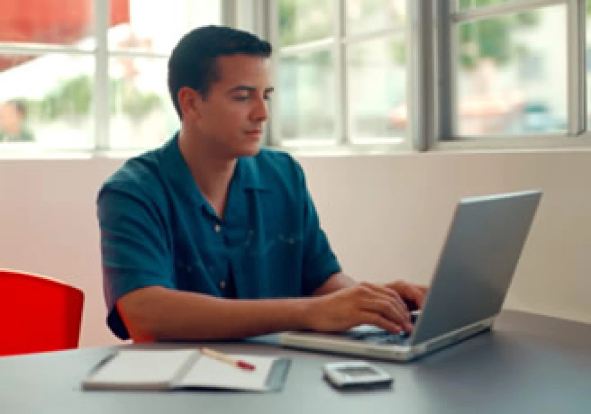 Se estima que al 2013 haya más de 18.5 millones de contratos por servicios de conexión web. (Foto: Jupiter Images)
