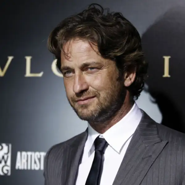 Gerard Butler. Actor británico que genera una gran duda, sobre todo en los medios de su país: ¿Por qué sigue soltero?
