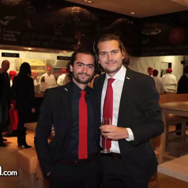 Daniel Askenazi,Jonathan Askenazi