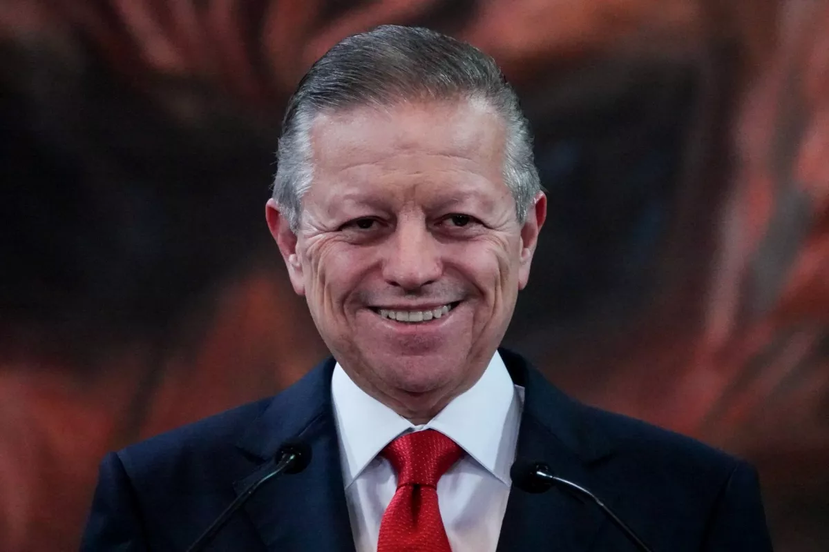 quien-es-arturo-zaldivar