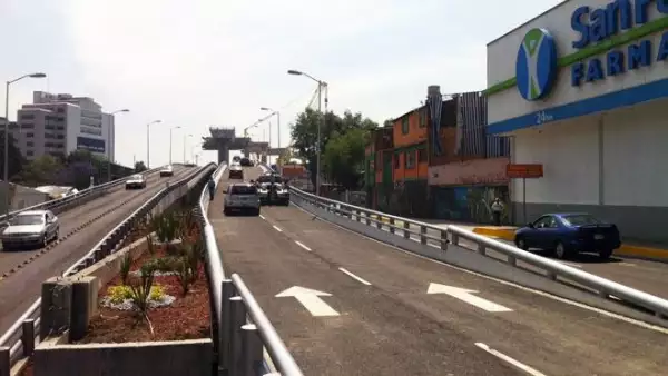 Autopista Urbana Poniente 7