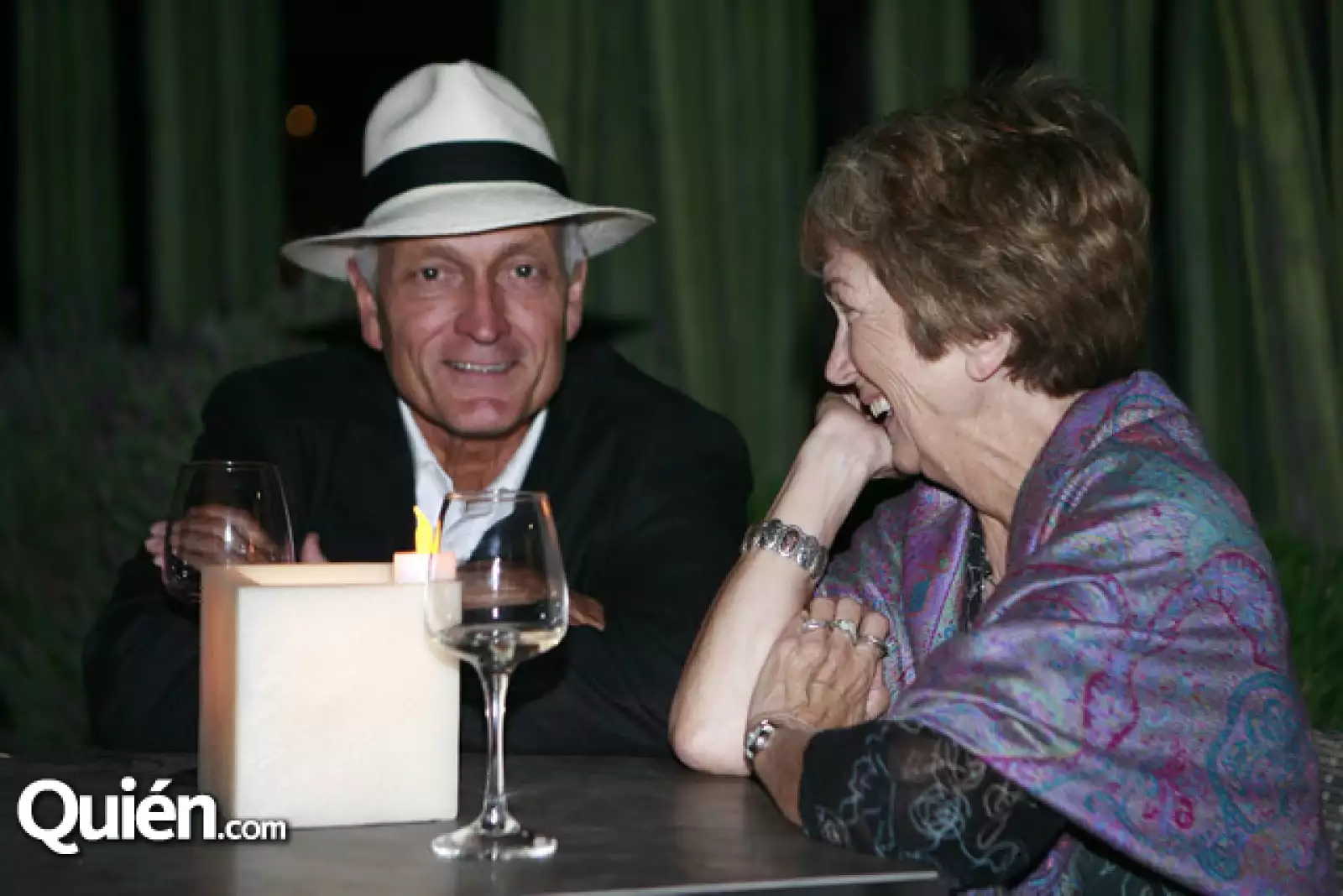 Gene Bard,Juanita Wood