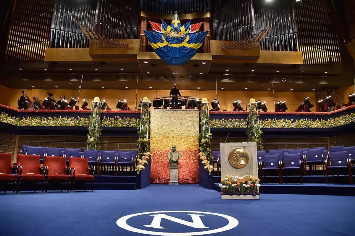 Vista general del escenario en el que se entrega el Premio Nobel de Literatura. 