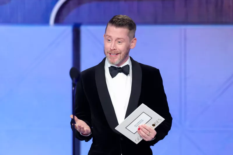 83rd Annual Golden Globes - Inside