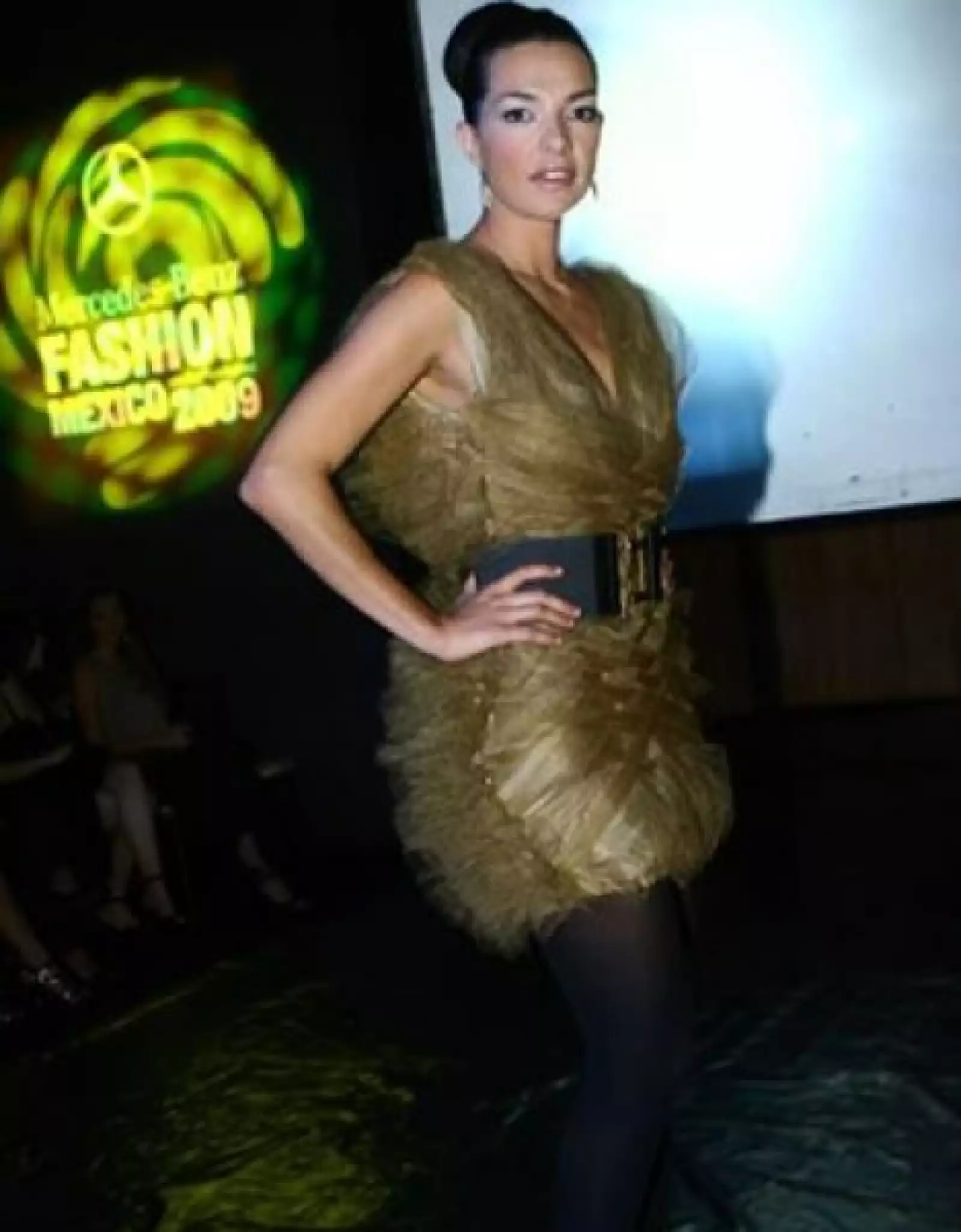 En la semana del Mercedes Benz Fashion Mexico en el Centro Comercial Antara.