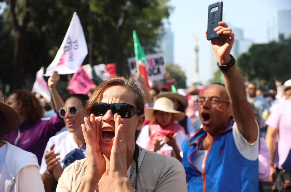 Marcha en defensa del INE en la Ciudad de México