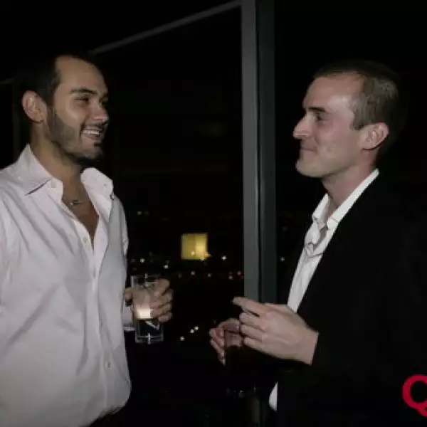 Víctor Gómez, Ernesto Mier