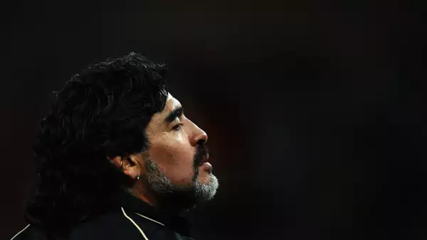 “Comía poco y no se levantaba de la cama”: custodio de Maradona revela en juicio sus últimos días