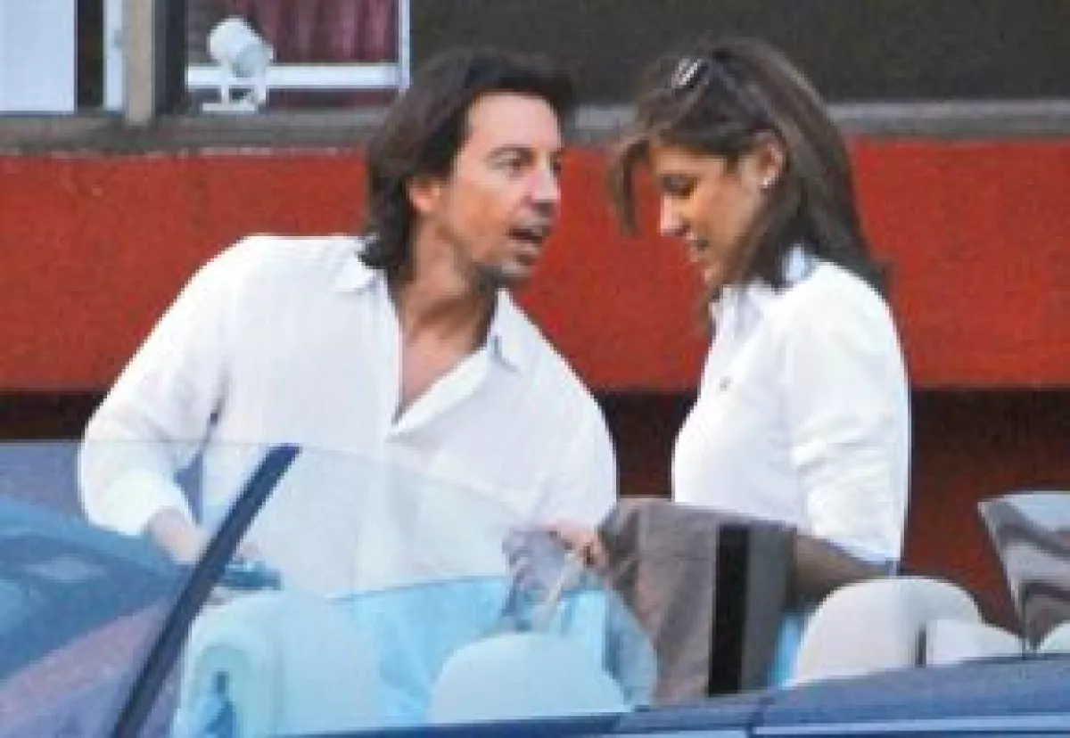 Asensi y Michelle en julio de 2008, a cuatro meses de haberse destapado la relación.