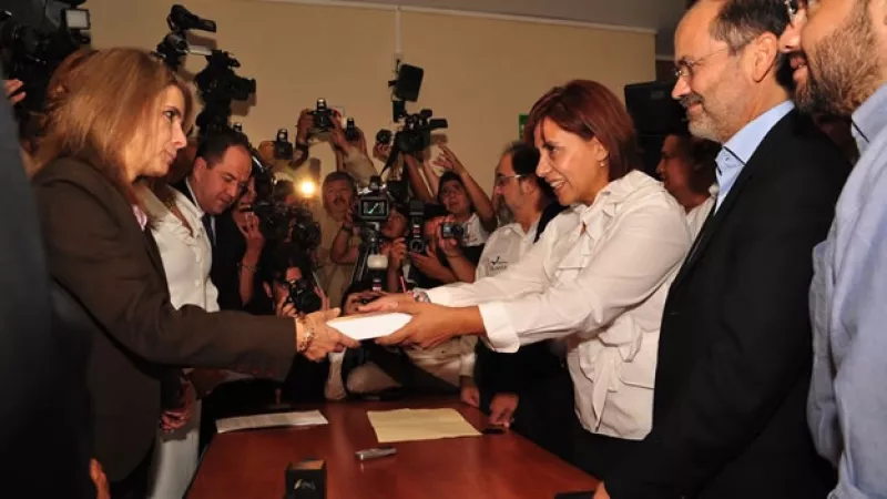 Luisa María Calderón registro