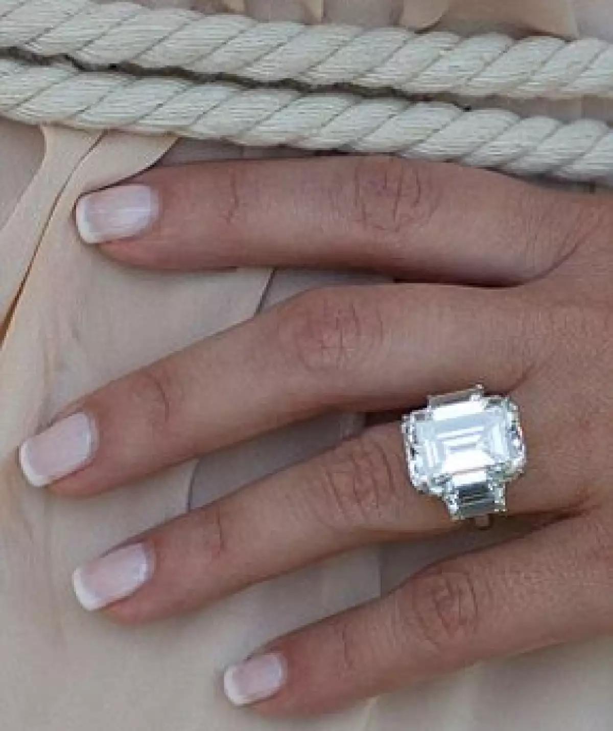 En su momento el anillo de Kim dio mucho de qué hablar.