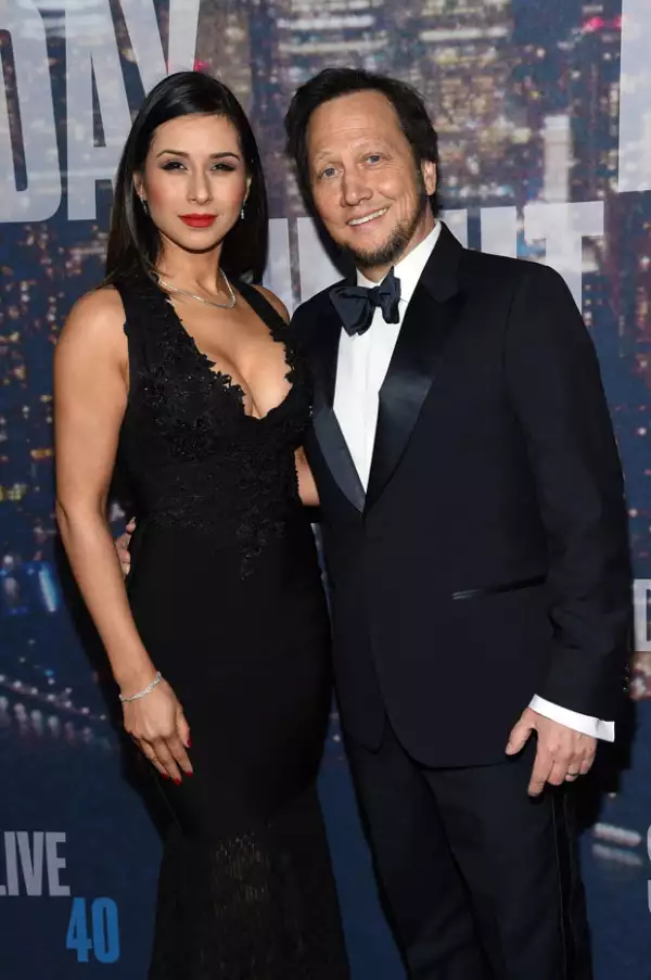 Rob Schneider se ha mostrado desde siempre en contra de los comentarios de Trump. Especialmente porque su esposa Patricia es mexicana.