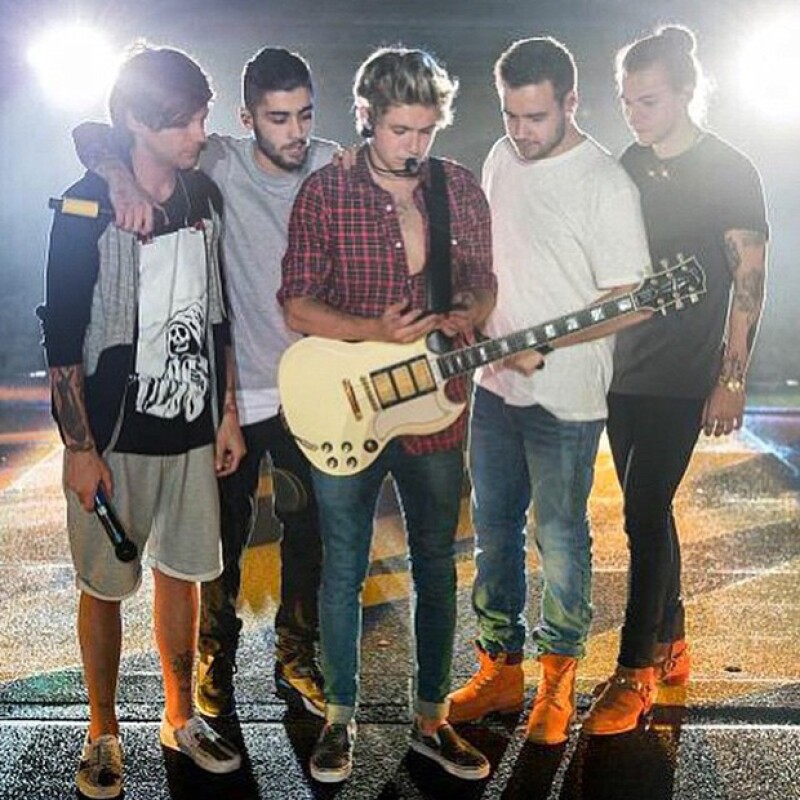 A pie de esta fotografía el ahora ex integrante de One Direction escribió: `Fueron cinco magníficos años´.