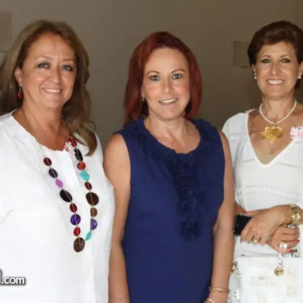 Margarita Troncoso,Mireille Garcin y Marisa Garcin