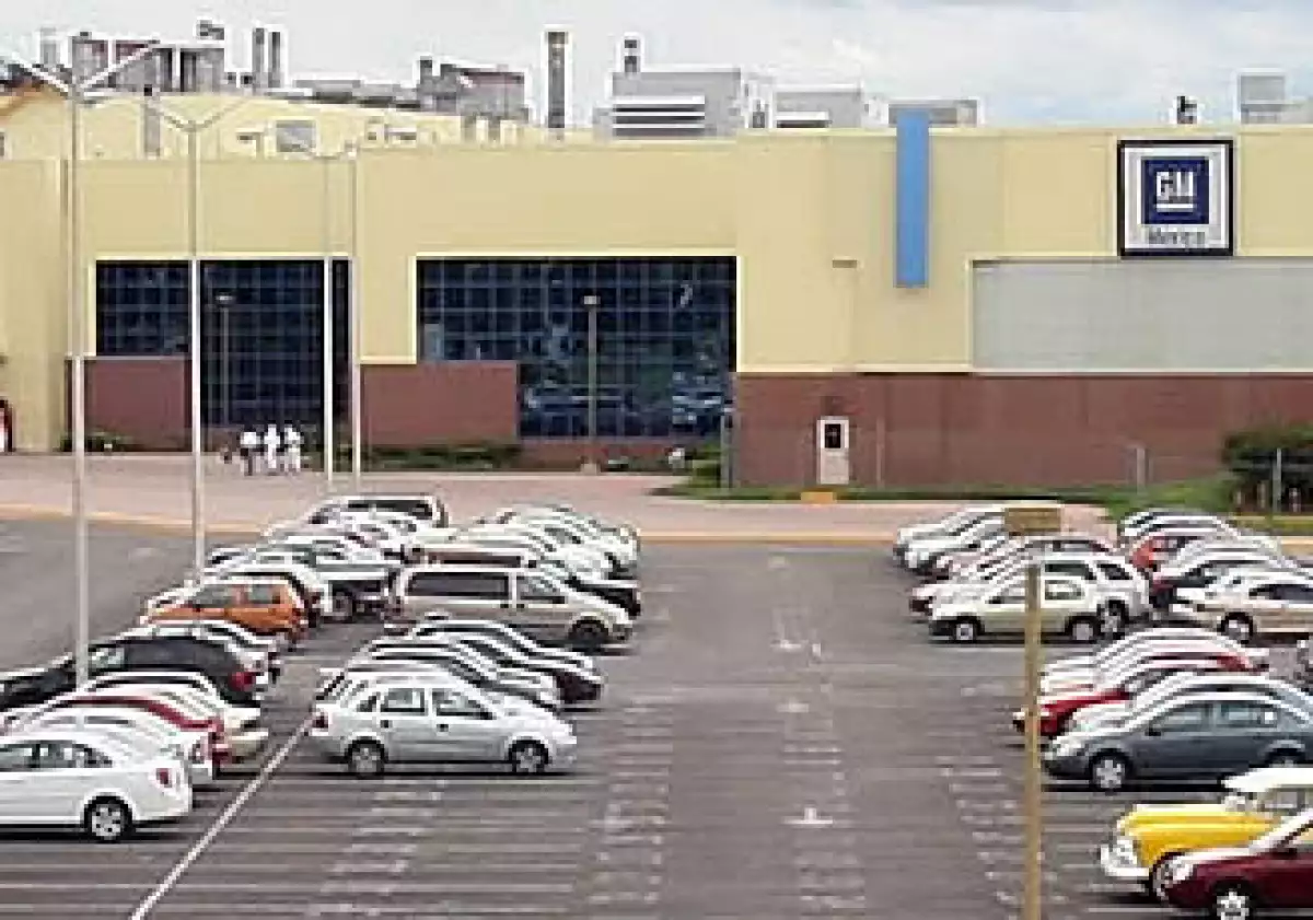 La planta de General Motors en San Luis Potosí reanudará operaciones en agosto. (Foto: Notimex)
