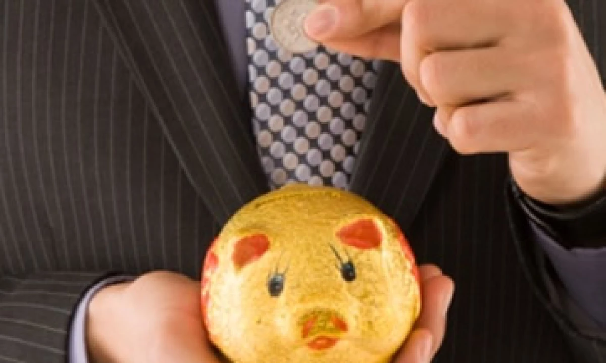 Al seleccionar una Afore, el trabajador debe considerar el cobro de comisiones. (Foto: Thinkstock)