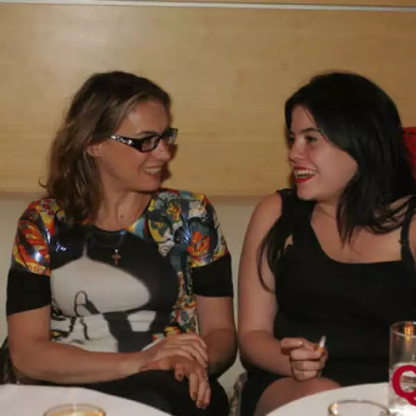 Dobrina Cristeva, Flor Eduarda, Gurrola