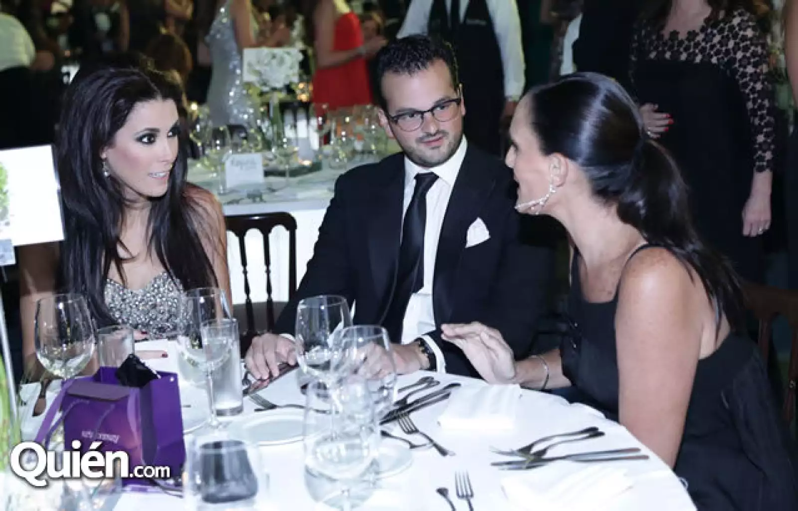 María José del Cueto,Eduardo Alanis y Maite Borja