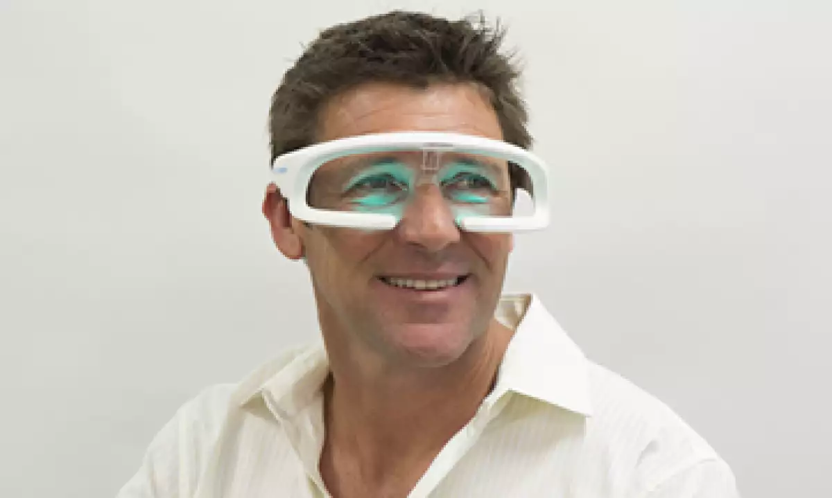 Las gafas Re-Timer también incrementan la energía y combaten la fatiga de las personas. (Foto: Cortesia de re-timer.com)