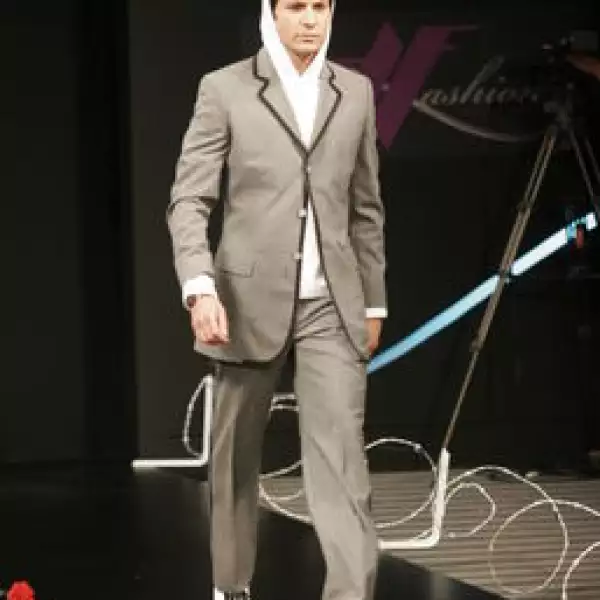 Pasarela. José María Torre