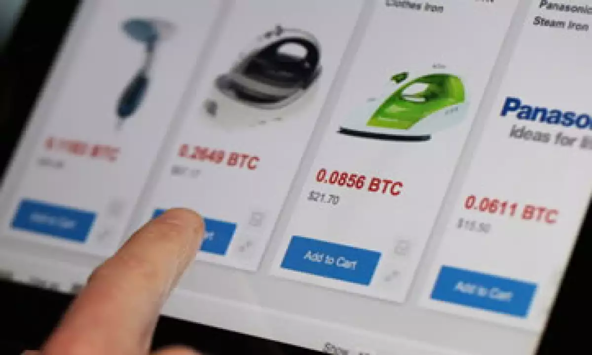 Los usuarios almacenan sus bitcoines y pueden hacer compras en línea sin ningún cargo extra. (Foto: Getty Images)