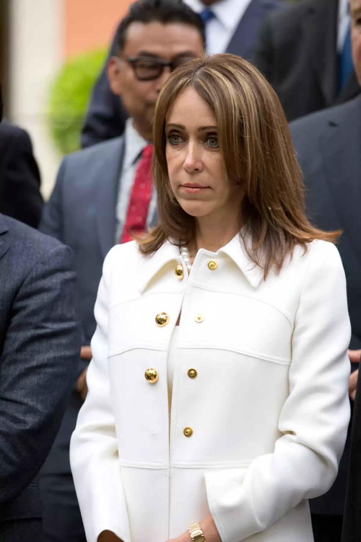 María Asunción Aramburuzabala presentó una demanda en la que acusa a la esposa del conductor y a otras personas de pedir cinco millones de dólares a cambio de no parar el edificio de departamentos que está construyendo en Polanco.