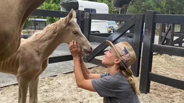elsa-pataky-caballo.jpg