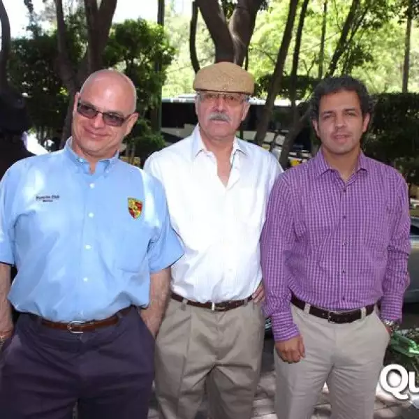 Exhibición de autos clásicos