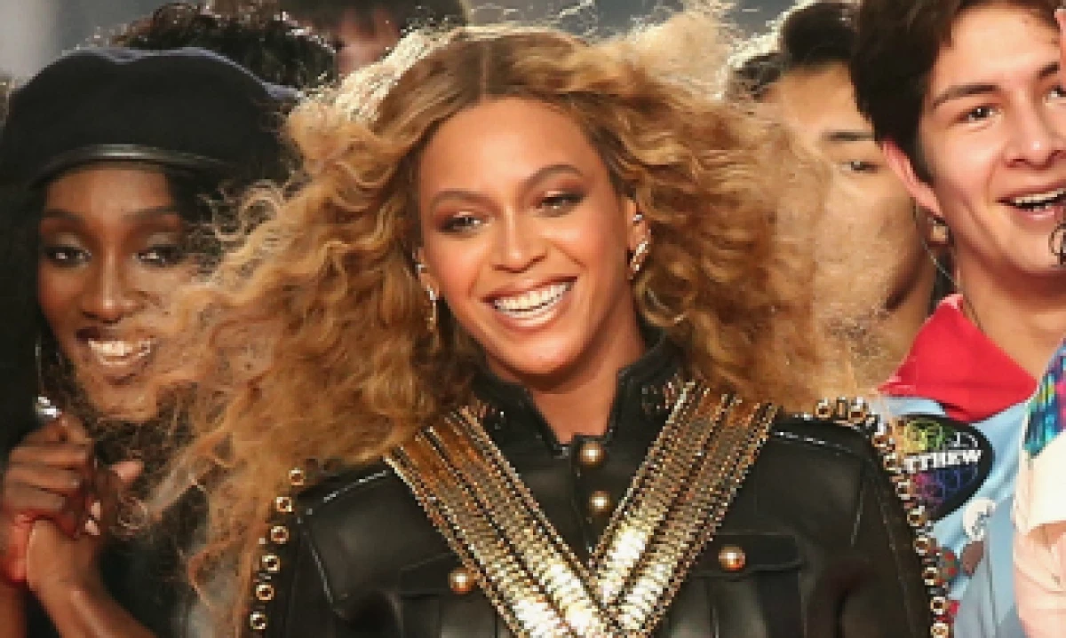 Beyoncé lanzó su nueva canción en el medio tiempo del Super Bowl. (Foto: AFP)